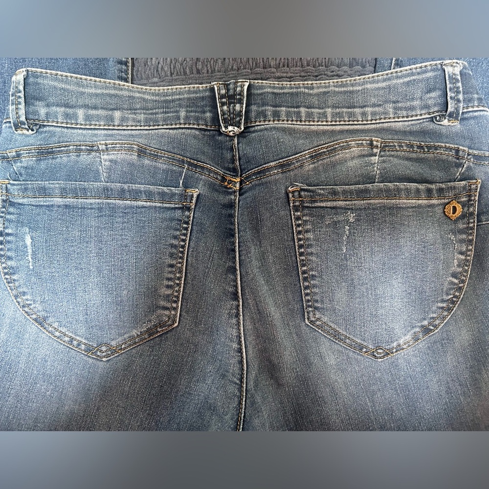 Democracy Absolution Skinny Jeans - Picture 3 of 3